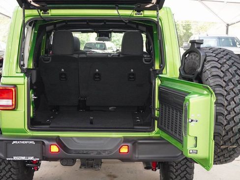 New 2025 Jeep Wrangler Willys AWD/4WD image 12