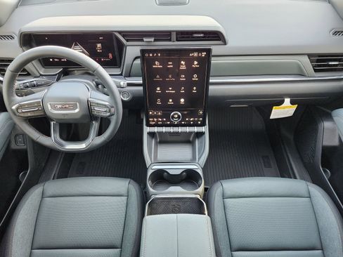 New 2026 GMC Terrain AT4 w/ Convenience Package III image 29