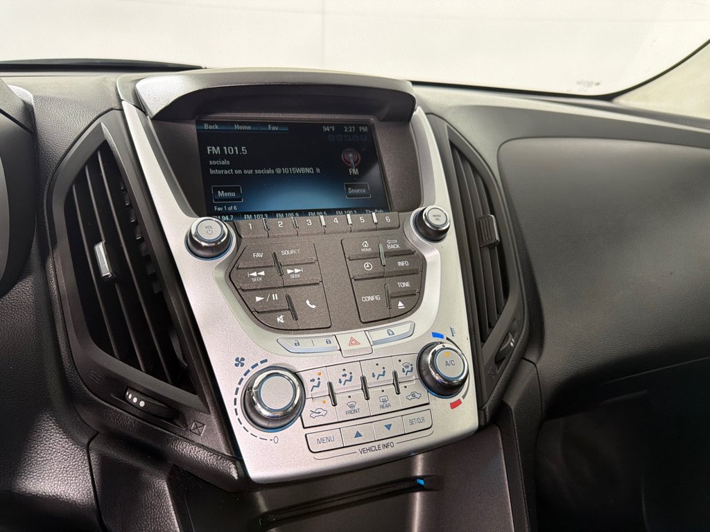 Used 2015 Chevrolet Equinox LT w/ Driver Convenience Package FWD image 13