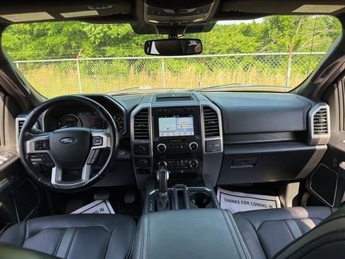 Used 2018 Ford F150 Platinum w/ Equipment Group 701A Luxury AWD/4WD image 21