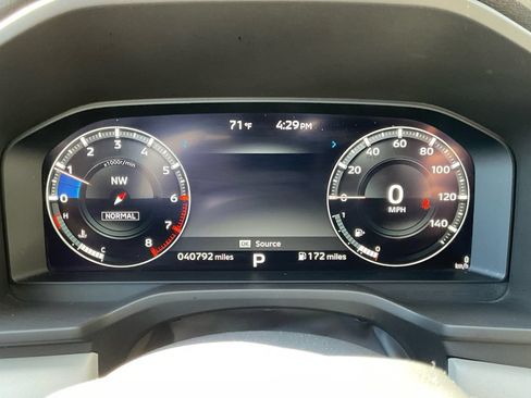Used 2022 Mitsubishi Outlander SEL AWD/4WD image 19