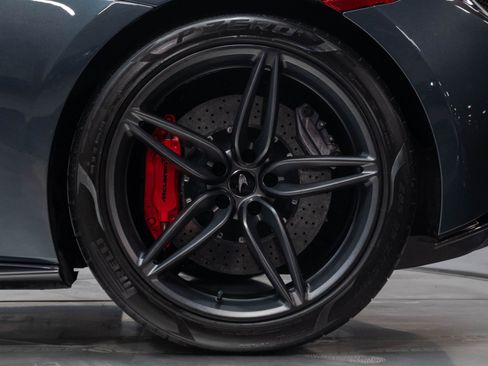 Used 2019 McLaren 570S Coupe RWD image 58