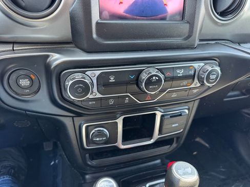 Used 2023 Jeep Wrangler Unlimited Sport AWD/4WD image 22