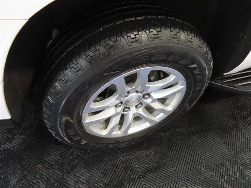 Used 2023 Chevrolet Tahoe LT image 8