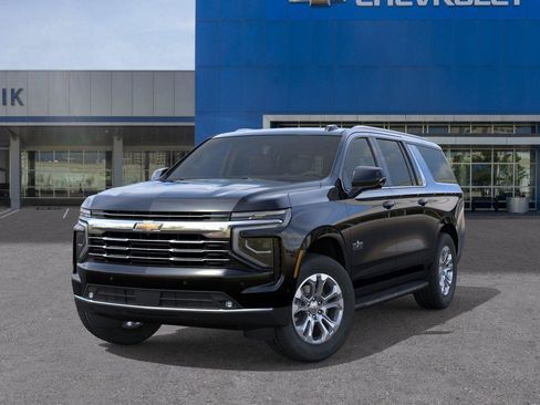 New 2026 Chevrolet Suburban LT w/ Comfort Package RWD image 6