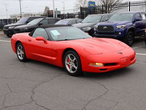 Used 2002 Chevrolet Corvette Convertible w/ Preferred Equipment Group2 image 13