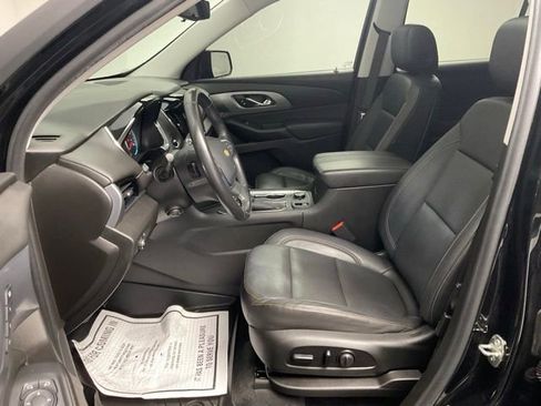 Certified 2021 Chevrolet Traverse Premier w/ Redline Edition AWD/4WD image 14