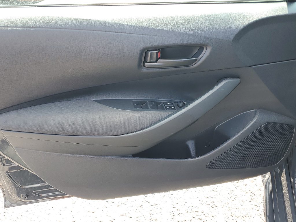 Used 2024 Toyota Corolla LE FWD image 8