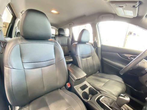 Used 2017 Nissan Rogue SL AWD/4WD image 27