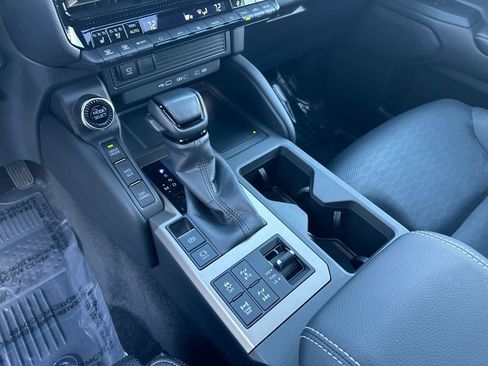 Used 2025 Toyota Land Cruiser image 23