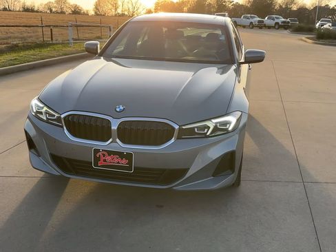 Used 2023 BMW 330i Sedan image 4