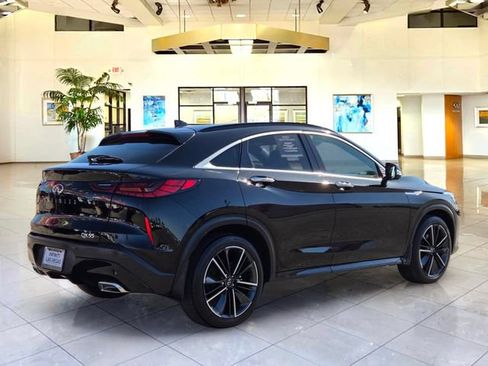 Certified 2023 INFINITI QX55 Essential AWD/4WD image 5