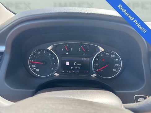 Used 2023 GMC Acadia SLE w/ Driver Convenience Package FWD image 18
