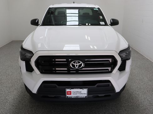 Certified 2025 Toyota Tacoma SR RWD image 3