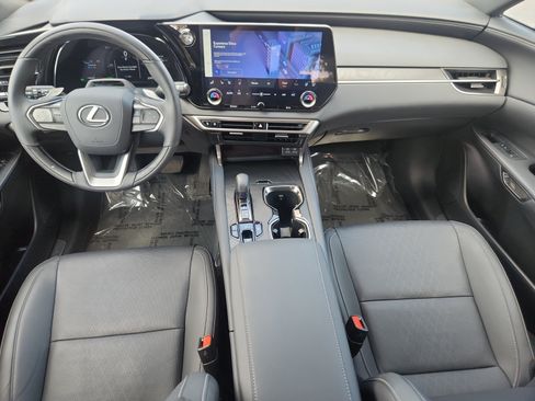 Used 2025 Lexus RX 350 w/ Convenience Package AWD/4WD image 19