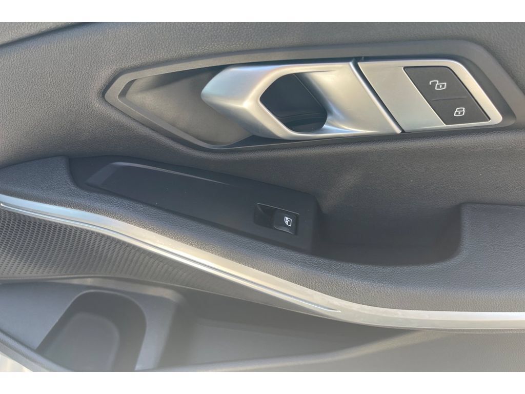 Used 2020 BMW 330i Sedan RWD image 20