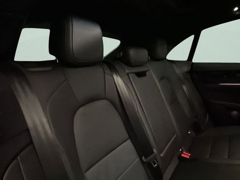 Used 2025 Porsche Macan 4S Electric image 15