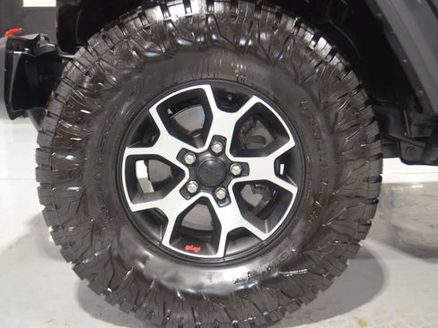Used 2020 Jeep Wrangler Unlimited Rubicon AWD/4WD image 10