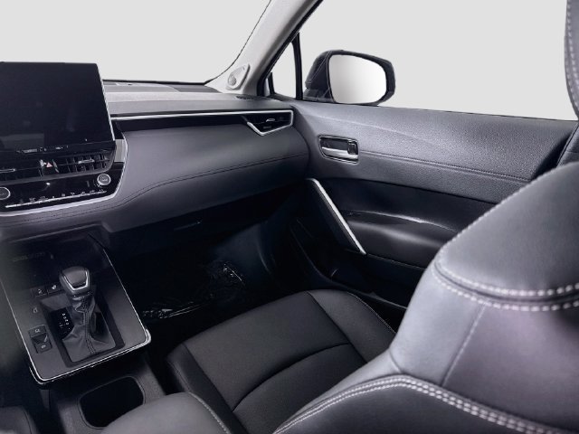 Certified 2026 Toyota Corolla Cross XLE w/ Convenience Package AWD/4WD image 26