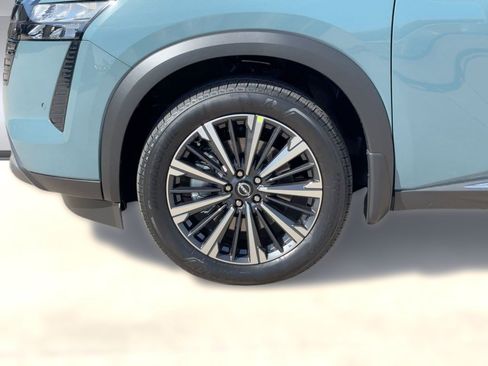 New 2026 Nissan Pathfinder Platinum image 12