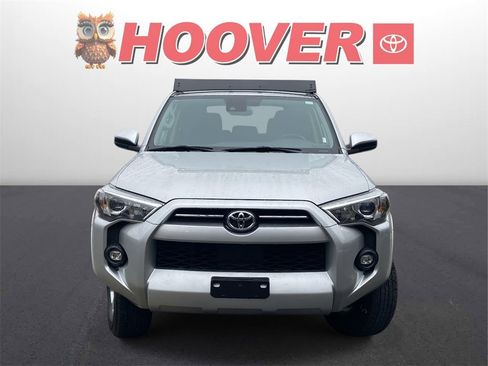 Used 2023 Toyota 4Runner SR5 image 7