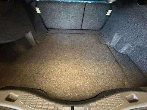 Used 2017 Ford Fusion SE w/ Fusion SE Technology Package image 13