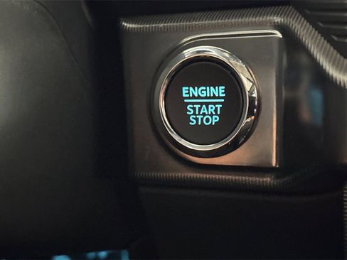 Used 2025 Ford F150 Platinum w/ Equipment Group 702A High image 28