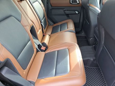 Used 2024 Ford Bronco Outer Banks image 26