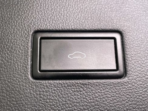 Used 2019 Volkswagen Atlas SEL Premium AWD/4WD image 23