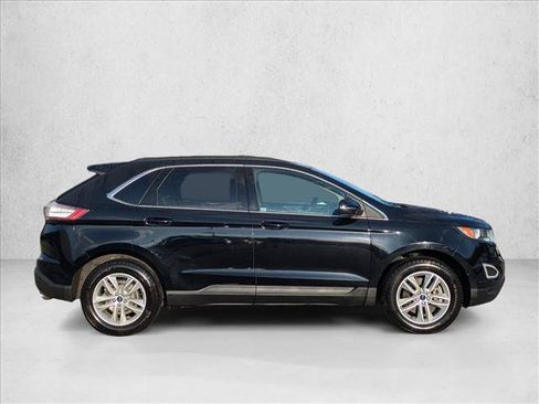 Used 2017 Ford Edge SEL w/ Equipment Group 201A AWD/4WD image 4