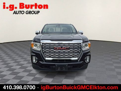 Used 2022 GMC Canyon Denali image 2