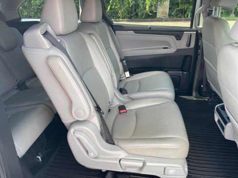Used 2021 Honda Odyssey EX-L image 17
