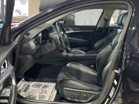 Used 2020 Genesis G70 2.0T w/ Elite Package image 13