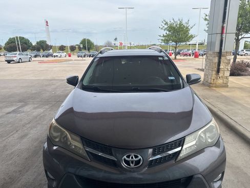 Used 2014 Toyota RAV4 XLE FWD image 26