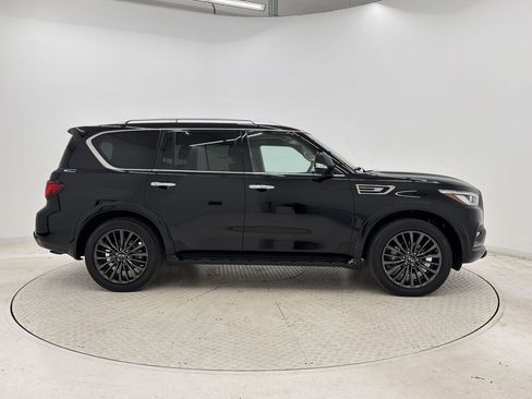 Used 2023 INFINITI QX80 Premium Select w/ Cargo Package image 7