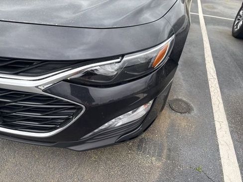 Used 2022 Chevrolet Malibu LT image 4