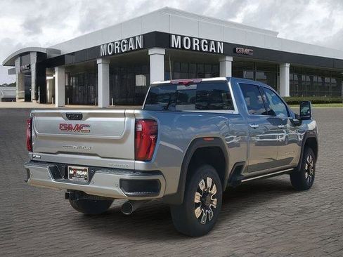 New 2026 GMC Sierra 2500 Denali w/ Denali Reserve Package AWD/4WD image 7