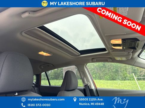 Used 2025 Subaru Crosstrek 2.5i Premium AWD/4WD image 17