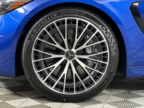 Certified 2025 Mercedes-Benz CLE 53 AMG 4MATIC Coupe image 33