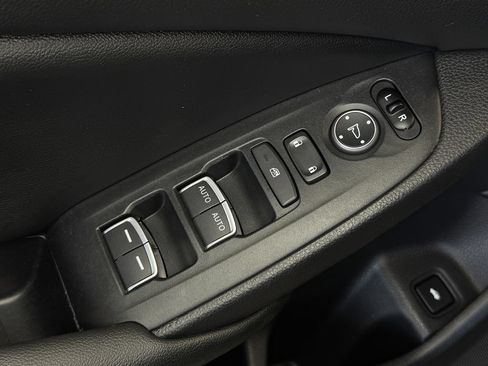 Used 2019 Honda Accord EX image 11