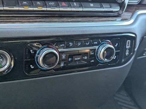 Used 2022 GMC Sierra 1500 Elevation image 29