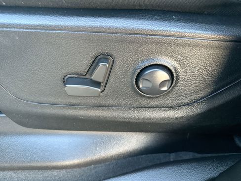 Used 2022 RAM 1500 Big Horn image 12