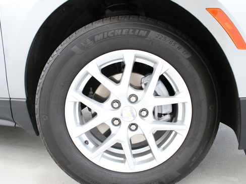 Certified 2023 Chevrolet Equinox LT FWD image 31