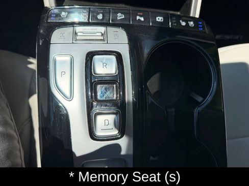 Used 2023 Hyundai Tucson Limited AWD/4WD image 27