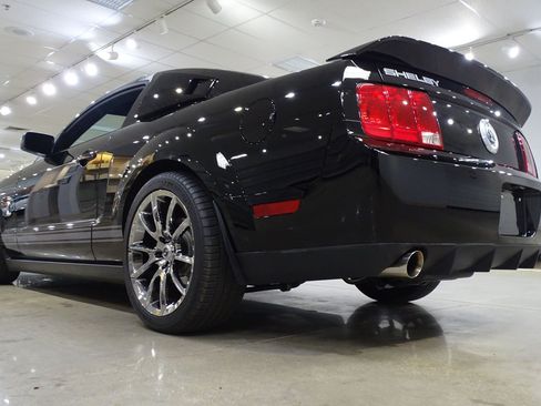 Used 2007 Ford Mustang Shelby GT500 RWD image 10