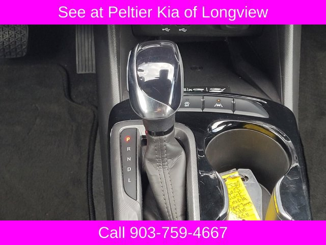 Used 2025 Buick Envista Sport Touring w/ Convenience II Package FWD image 23