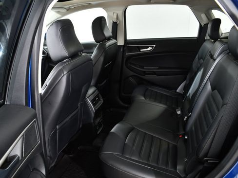 Used 2022 Ford Edge SEL w/ Convenience Package AWD/4WD image 17