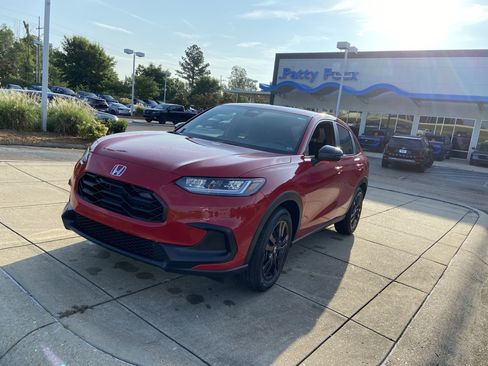 New 2026 Honda HR-V Sport image 4