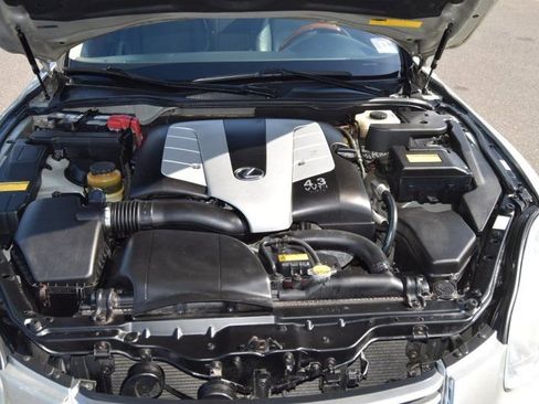 Used 2004 Lexus SC 430 Convertible image 36