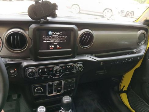 Used 2023 Jeep Wrangler Unlimited Sport AWD/4WD image 20